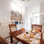 Standard Apartment By Hi5-Classic Home Jewish Dstr